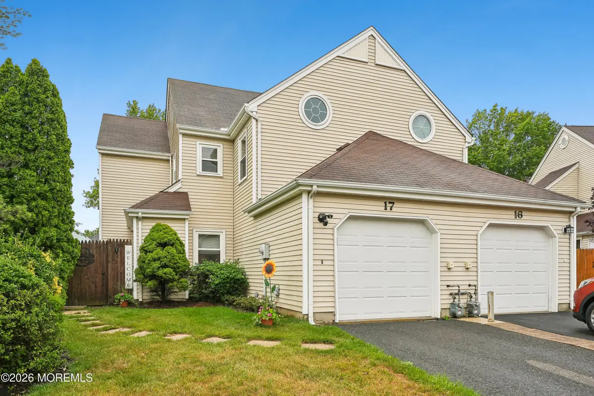 17 Cooper Court, Freehold, NJ 07728 - #1