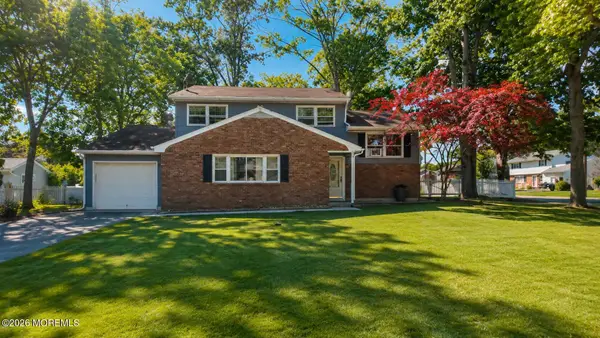 59 Oak Ridge Parkway, Toms River, NJ 08755