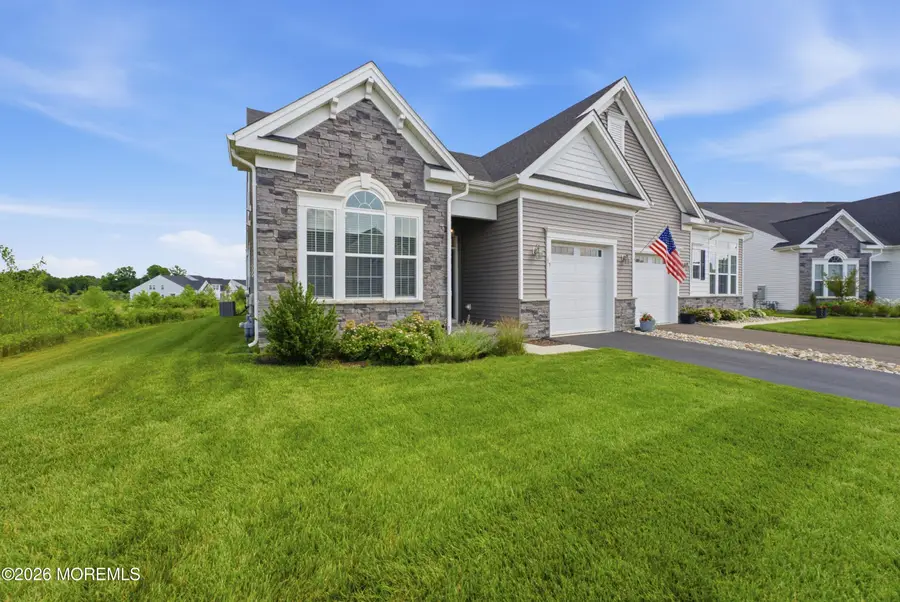 17 Saratoga Road, New Egypt, NJ 08533 - #2