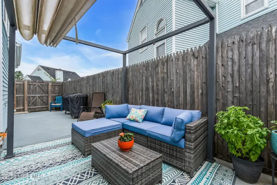 16 Harte Court, Freehold, NJ 07728 - #3