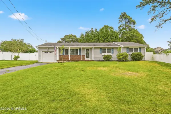 304 Mainsail Court, Forked River, NJ 08731