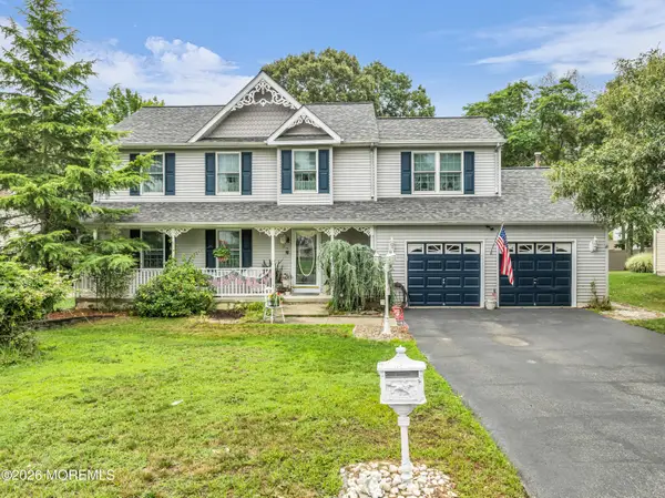 8 Hillcrest Lane, Little Egg Harbor, NJ 08087