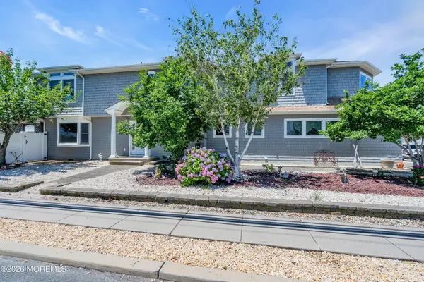 201 Lagoon Road, Lavallette, NJ 08735