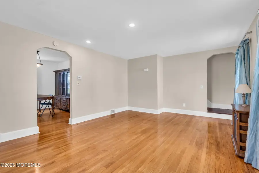 826 Whitehorse Mercerville Road, Hamilton, NJ 08610 - #3