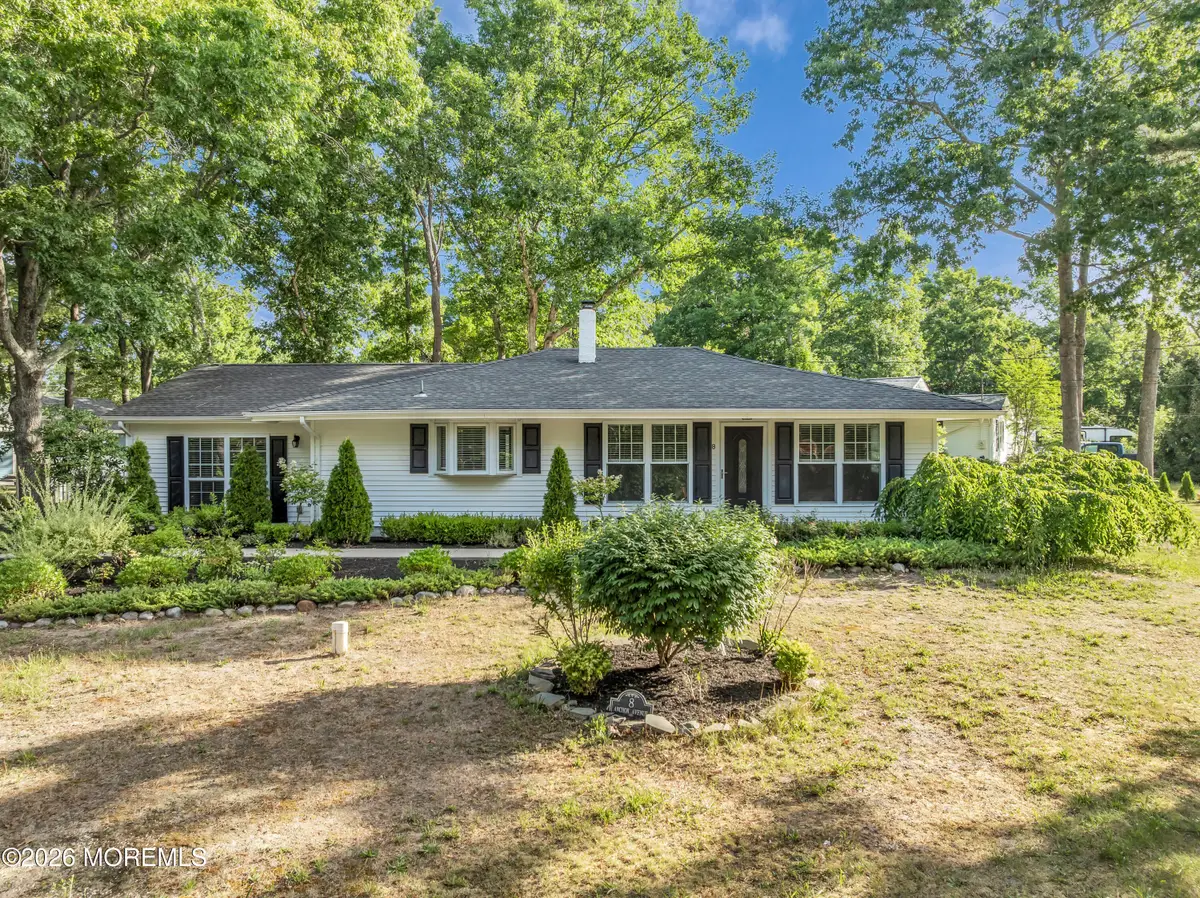 8 Anchor Avenue, Manahawkin, NJ 08050 - #1