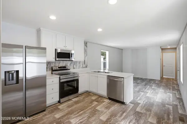 26 Marcia Memorial Circle, Jackson, NJ 08527