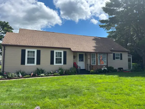 11 Amesbury Road #E, Whiting, NJ 08759