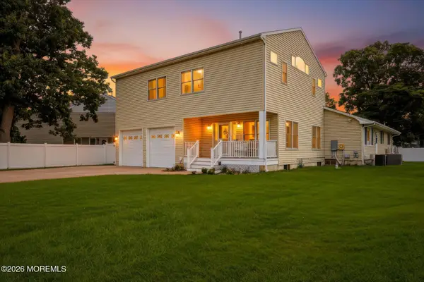 89 Venus Lane, Toms River, NJ 08753