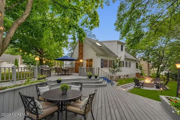 21 Park Avenue, Hazlet, NJ 07730