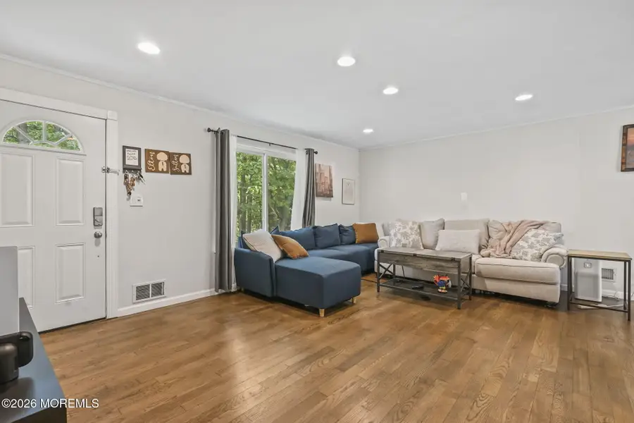 13 Flamingo Drive, Howell, NJ 07731 - #3