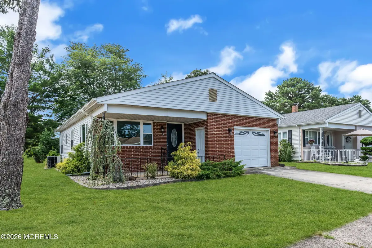 2 Ashcroft Lane, Toms River, NJ 08757 - #1