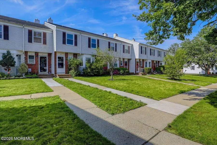 10 Begonia Court, Sayreville, NJ 08872 - #2