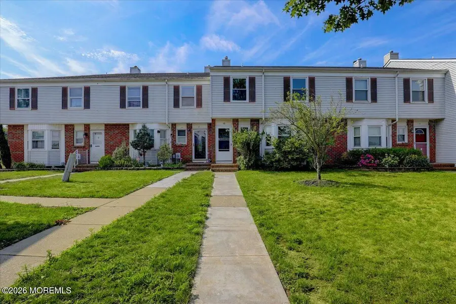 10 Begonia Court, Sayreville, NJ 08872 - #3