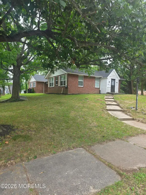 452 London Avenue, Egg Harbor City, NJ 08215