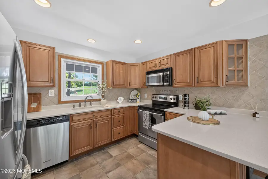 26 Inglewood Lane, Matawan, NJ 07747 - #3