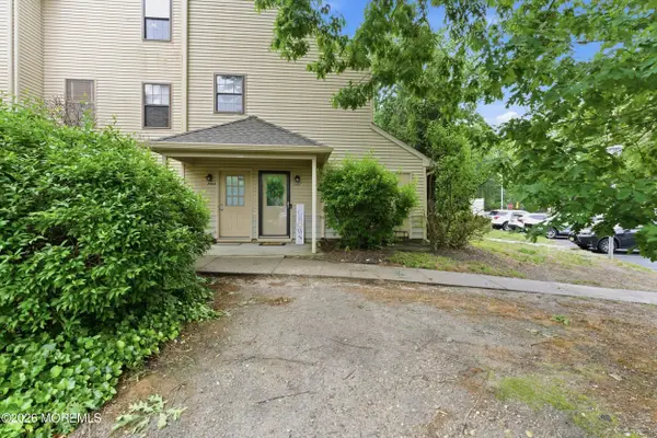 2007 Begonia Court, Jackson, NJ 08527