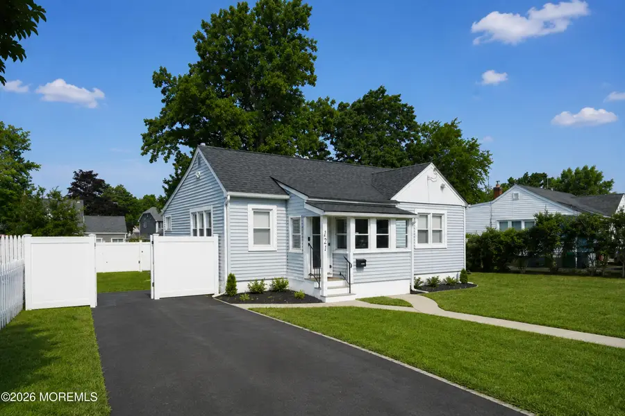 121 Seawood Drive, Keyport, NJ 07735 - #3