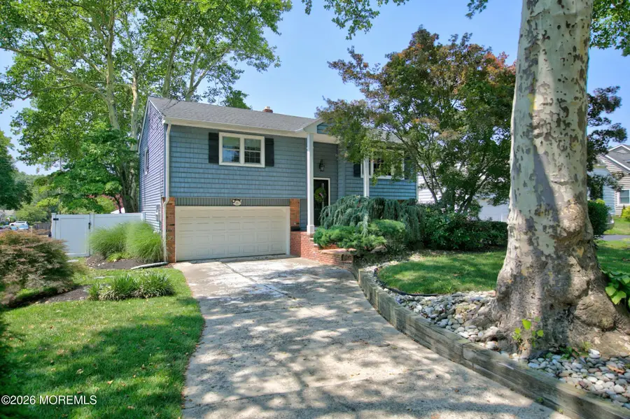 15 Mohawk Avenue, Red Bank, NJ 07701 - #2
