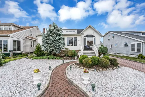 22 Parkway, Point Pleasant Beach, NJ 08742