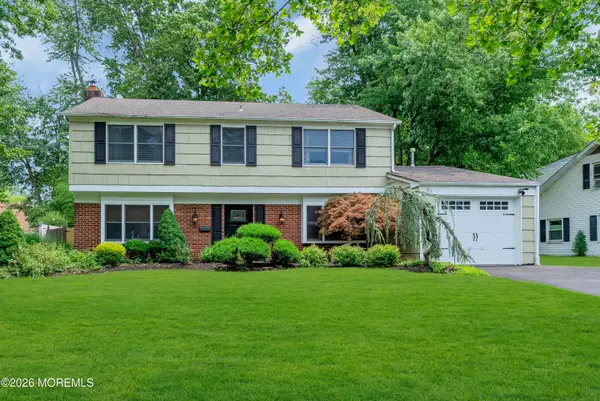 52 Deerfield Lane, Matawan, NJ 07747