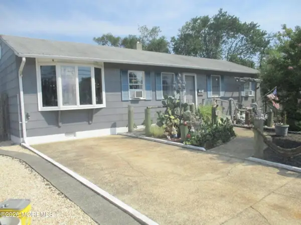 77 Lakeland Drive, Brick, NJ 08723