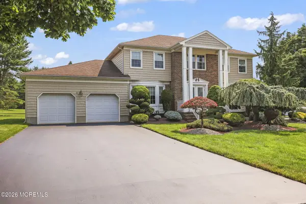 9 Nancy Road, Marlboro, NJ 07746