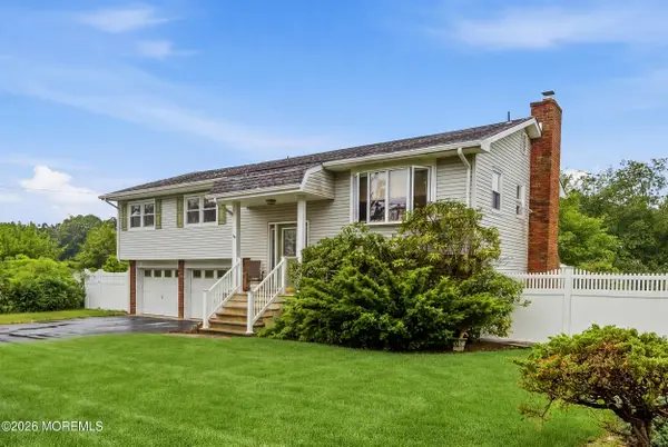 652 Brookside Drive, Toms River, NJ 08753
