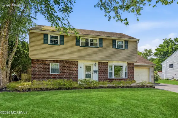 24 Branch Road, Oakhurst, NJ 07755