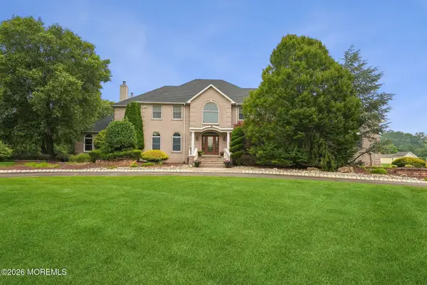42 Indian Path, Monroe, NJ 08831