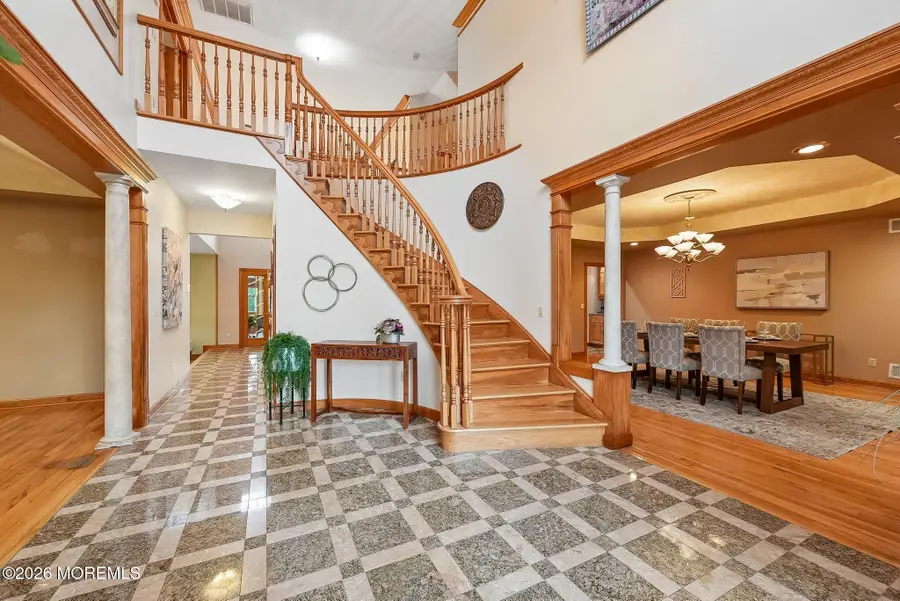 42 Indian Path, Monroe, NJ 08831 - #3