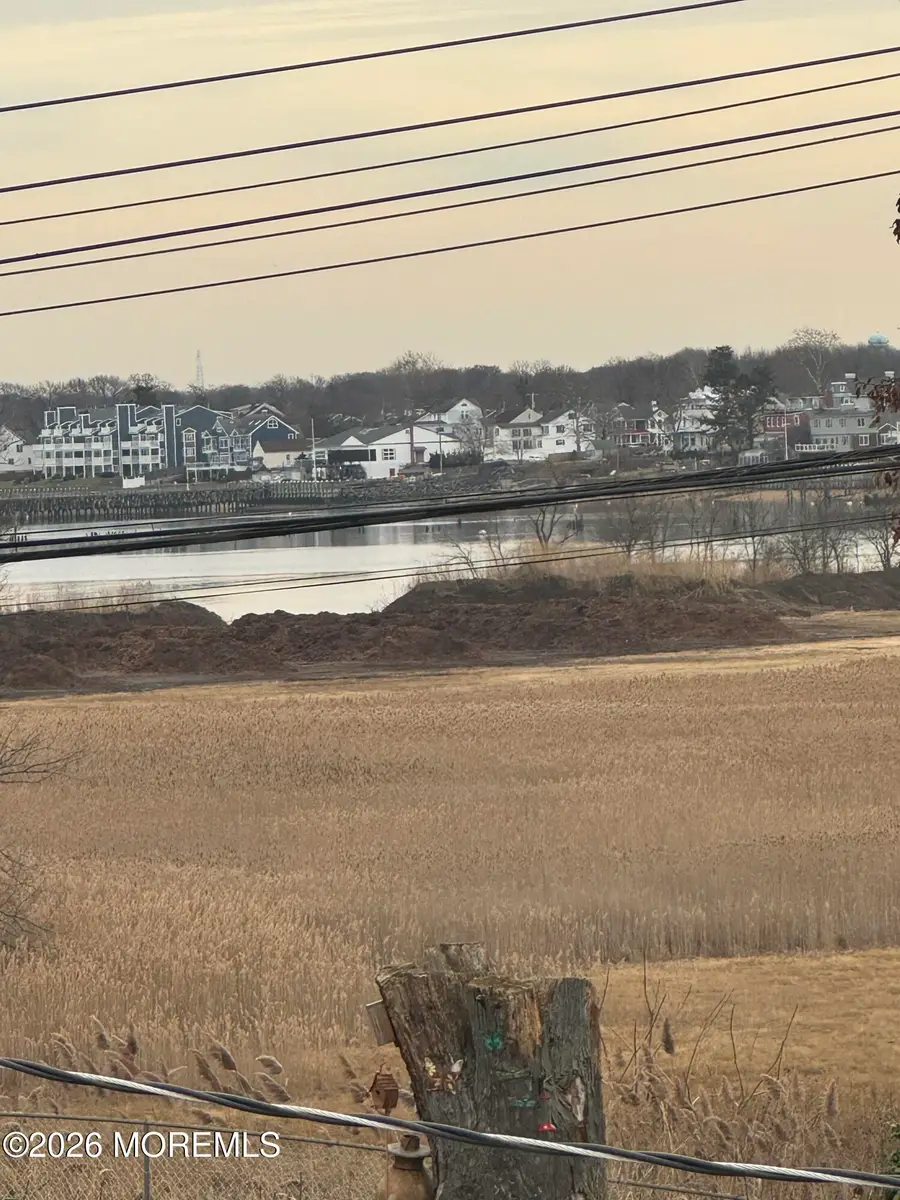 910 Malden Drive, Cliffwood Beach, NJ 07735 - #2