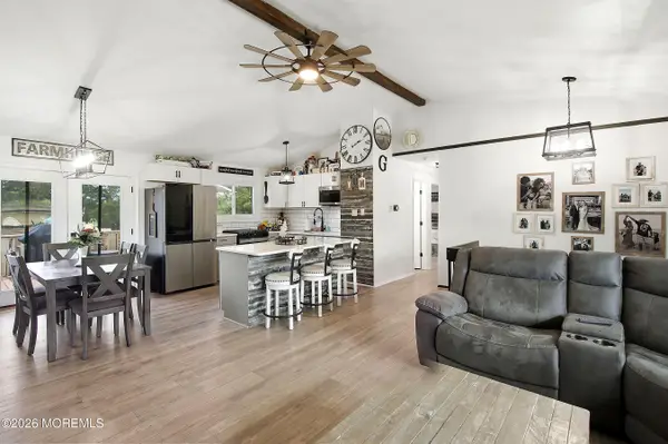 5 Musket Avenue, Barnegat, NJ 08005