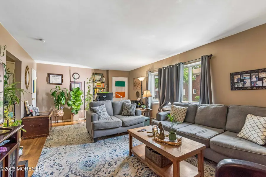 8 Juniper Lane #A, Eatontown, NJ 07724 - #3