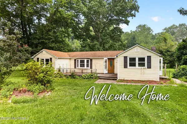 18 Dogwood Road, Blairstown, NJ 07825
