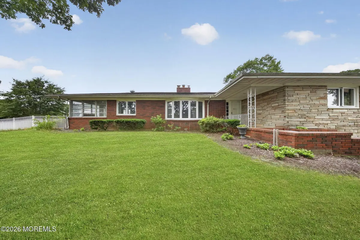 864 Breezy Oaks Drive, Toms River, NJ 08753 - #1