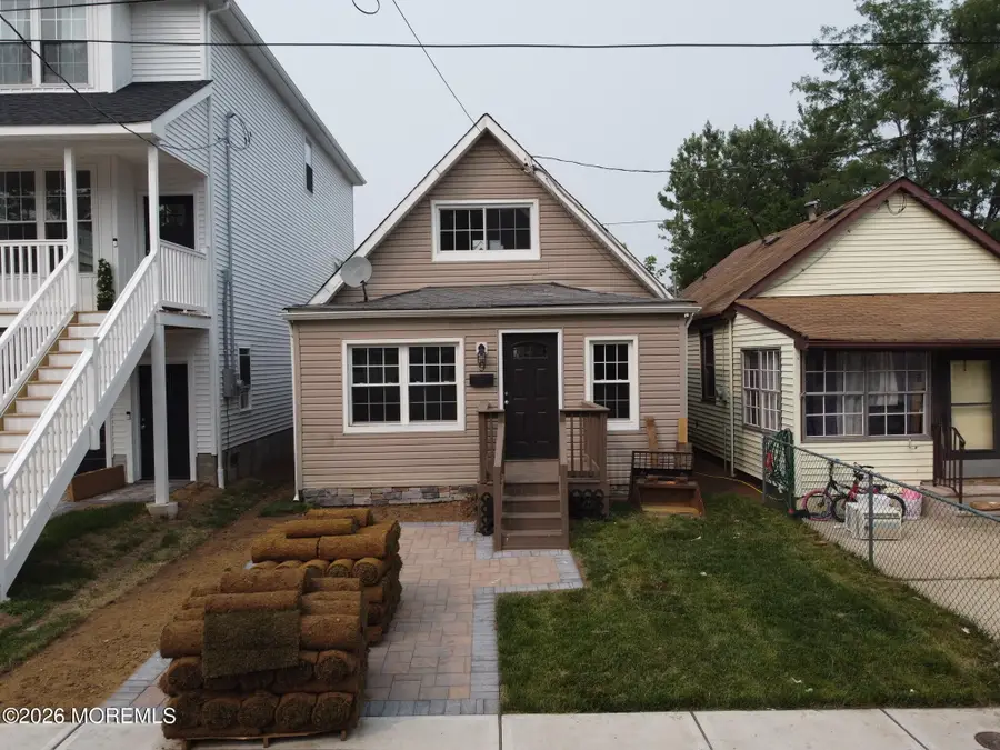9 Woodland Avenue, Keansburg, NJ 07734 - #2