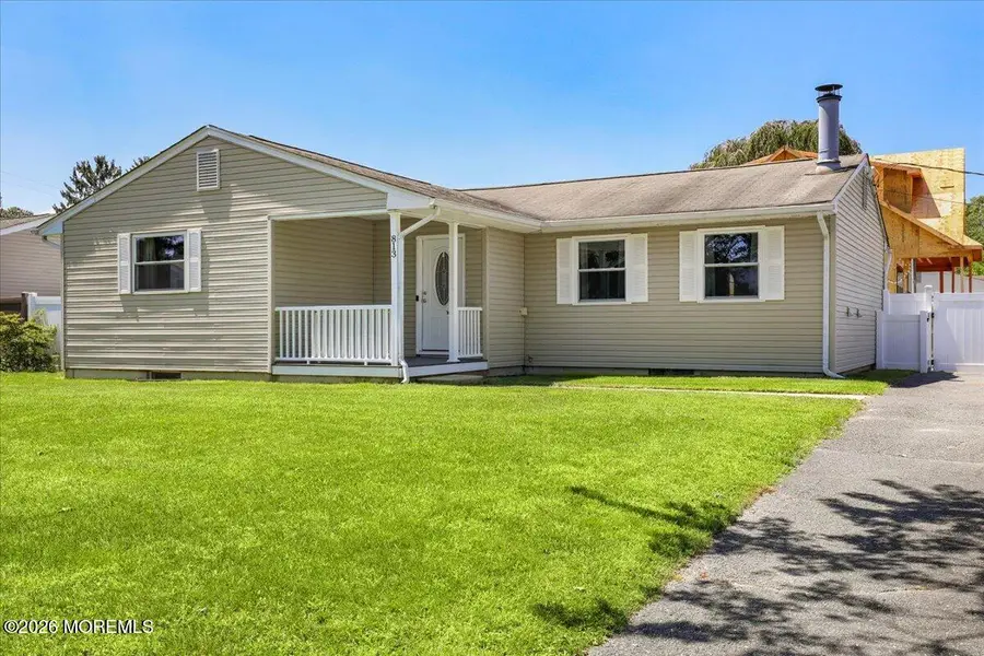 813 Pemberton Street, Toms River, NJ 08757 - #2