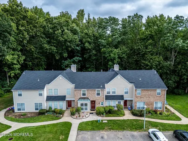 254 Teasdale Place, Morganville, NJ 07751