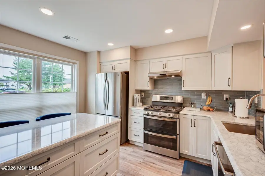 254 Teasdale Place, Morganville, NJ 07751 - #2