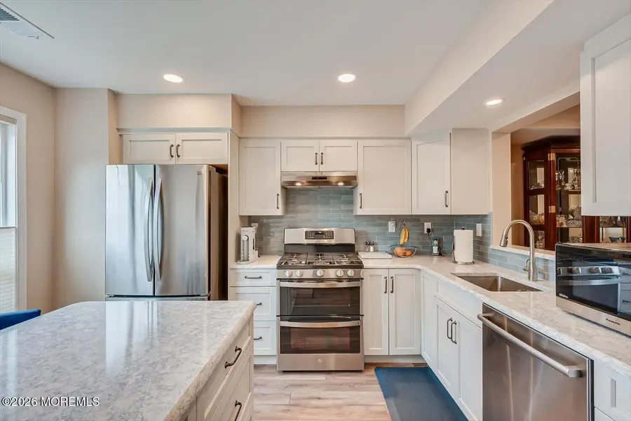 254 Teasdale Place, Morganville, NJ 07751 - #3