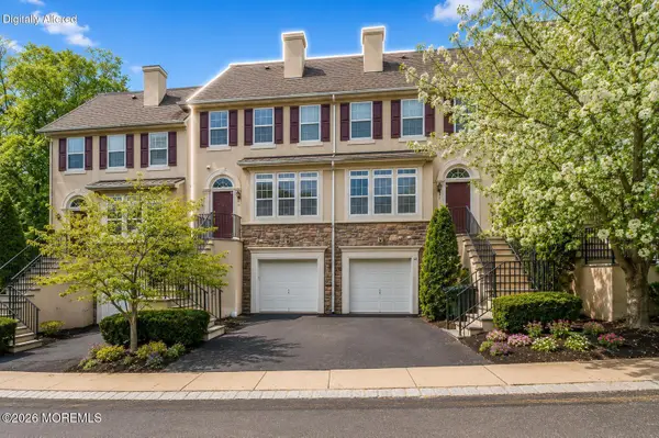 14 Aspen Way, Matawan, NJ 07747