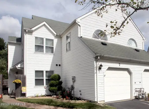 7 Browning Court, Freehold, NJ 07728