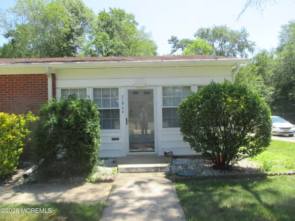 719D Buckingham Drive, Lakewood, NJ 08701
