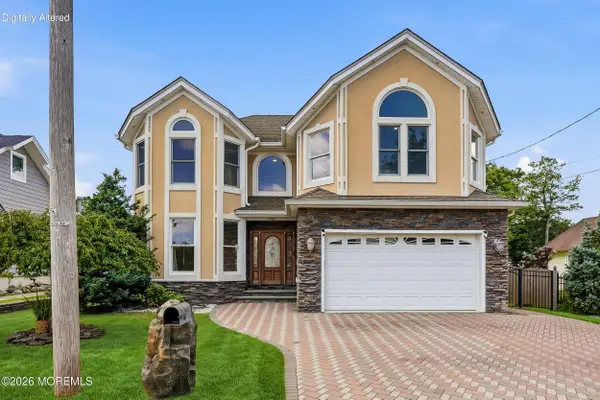 646 Compass Avenue, Beachwood, NJ 08722