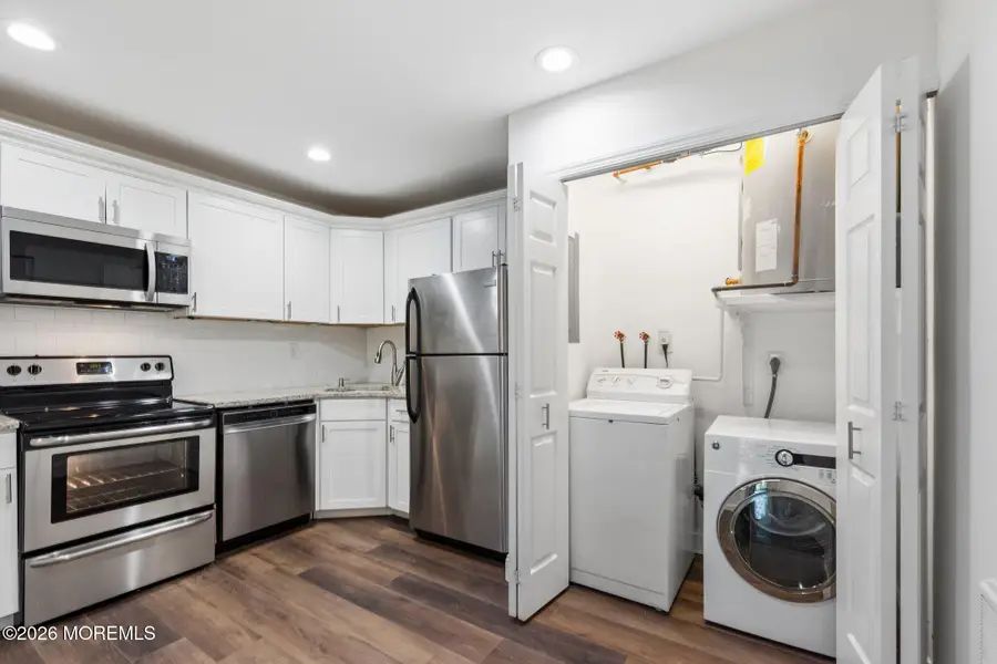130 Amberly Drive #H, Manalapan, NJ 07726 - #3