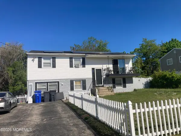 23 Ridge Road, Toms River, NJ 08755