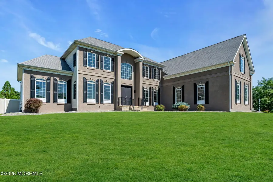 2 Kirsten Drive, Freehold, NJ 07728 - #3