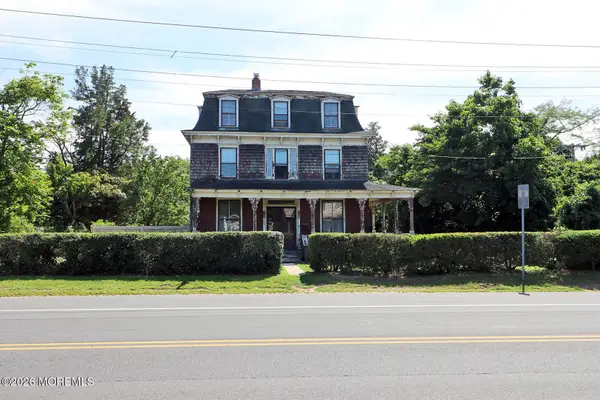 105 Bay Avenue, Manahawkin, NJ 08050