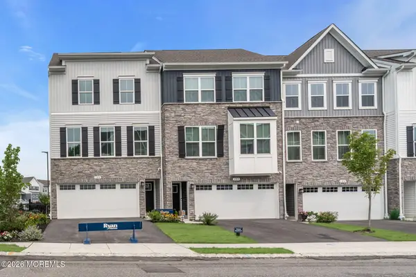 102 Durham Drive #1226, Howell, NJ 07731