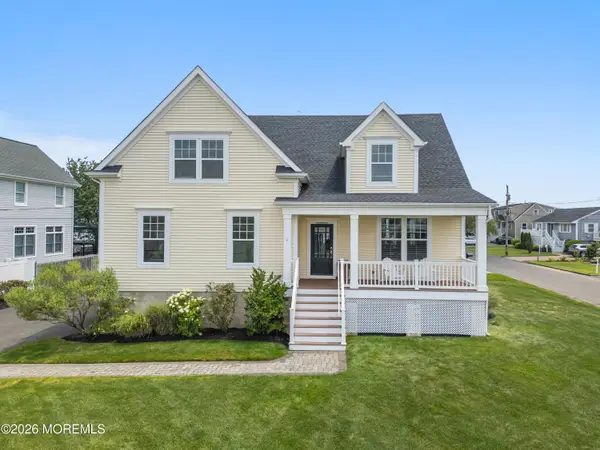 1 Margaret Place, Monmouth Beach, NJ 07750